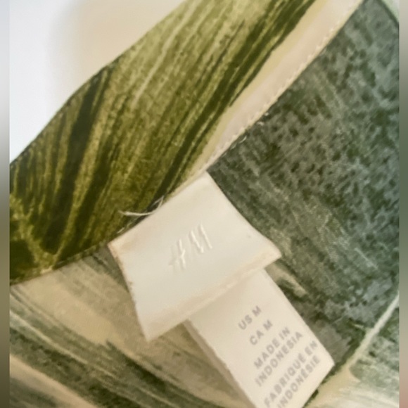 ⚫️ H&M ⚫️ leaf mini dress - size medium - Picture 3 of 3